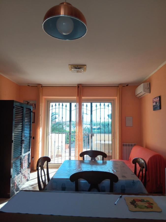 La Vue Maison 1 Piano No Lift Con Terrazzo Φιουμιτσίνο Εξωτερικό φωτογραφία